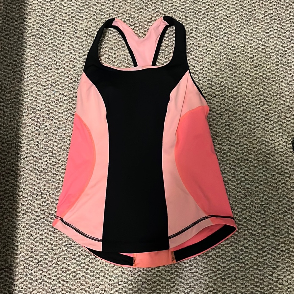 women’s lululemon tank top